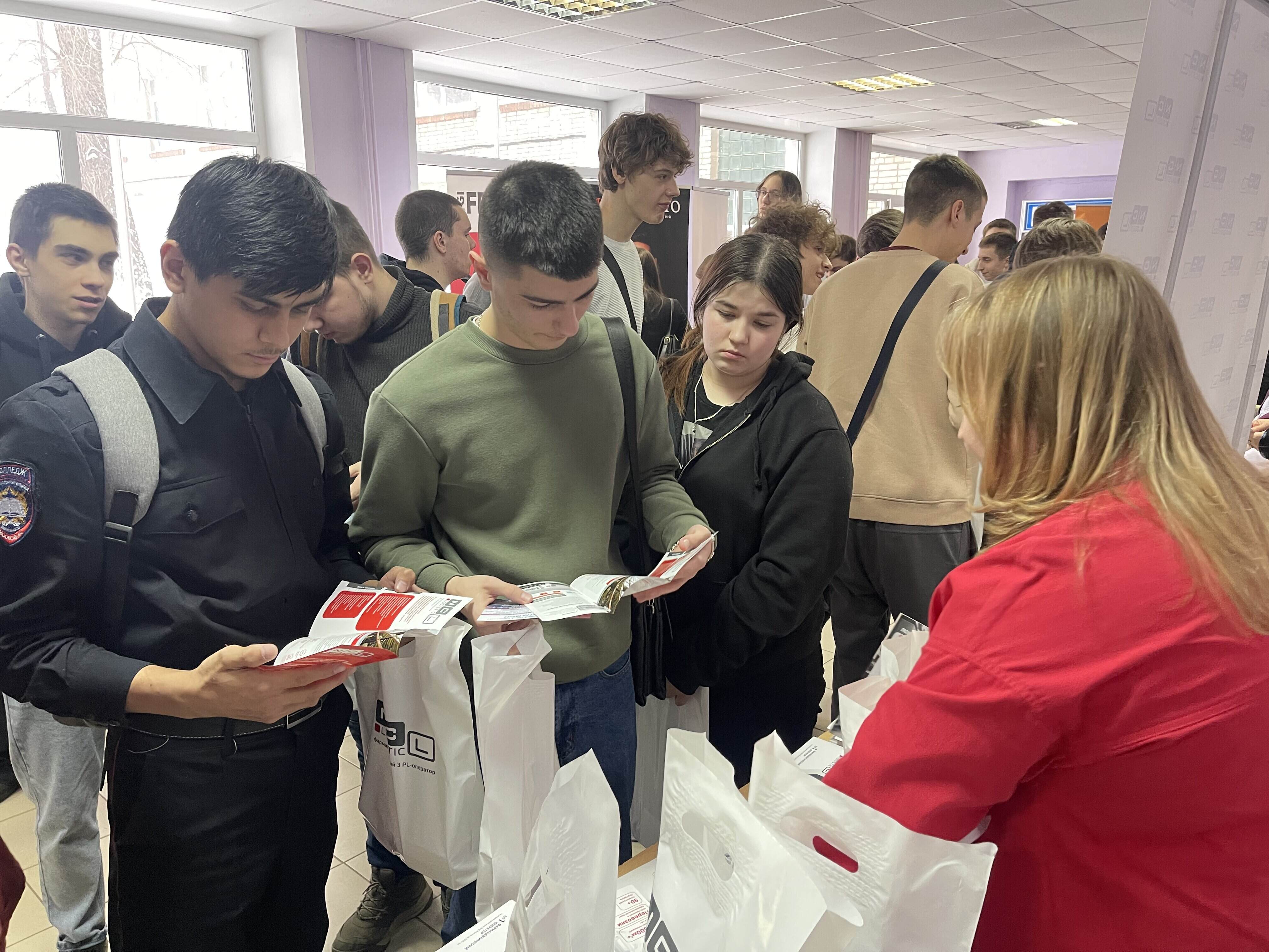 NC Logistic принял участие в ярмарке вакансий для студентов «Московии»