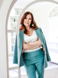 Екатерина Островская