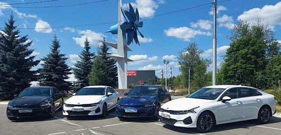 Вместо премии: Газпромбанк Автолизинг передал первые автомобили для мотивации сотрудников