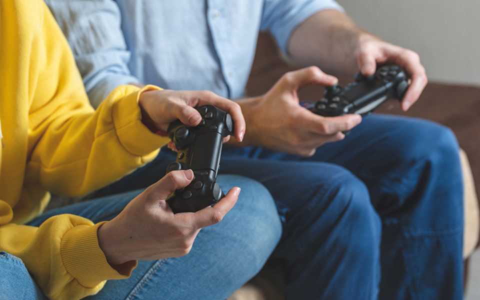 Пользователи стали на 20% чаще играть в компьютерные игры в 2023 году