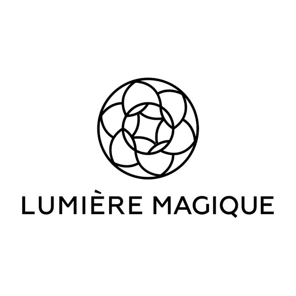 Lumiere magique купальник слитный красный. Бренд одежды lumiere. Lumiere magique обувь. Lumiere magique. Жизни бренд.