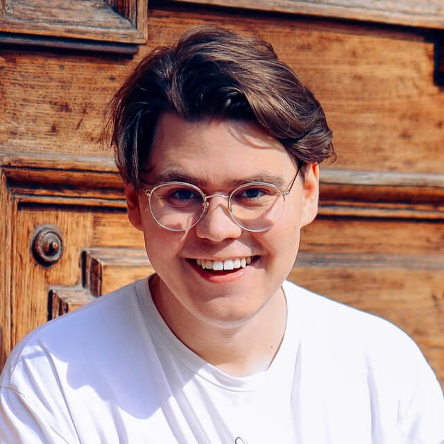 Влад Прищепов