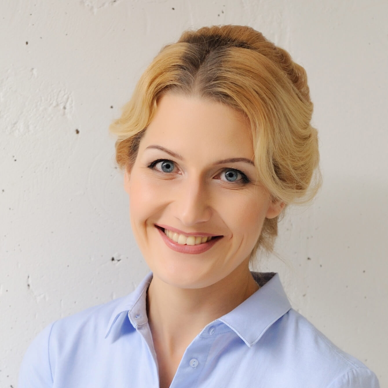 Анна Деньгина