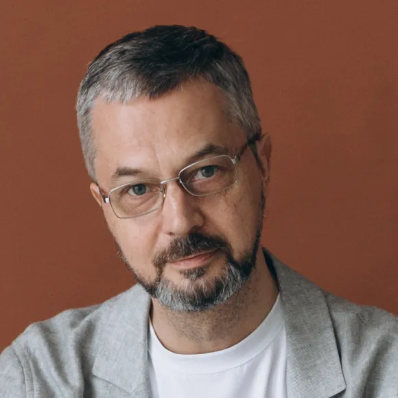 Сергей Сухов